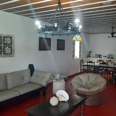 Casa Praia: Ampla Moradia Familiar a 100 Metros do Mar Guarapari Exterior photo